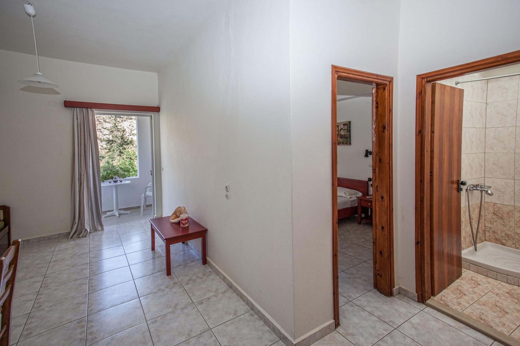 Ammoudi Hotel Damnoni Ngoại thất bức ảnh