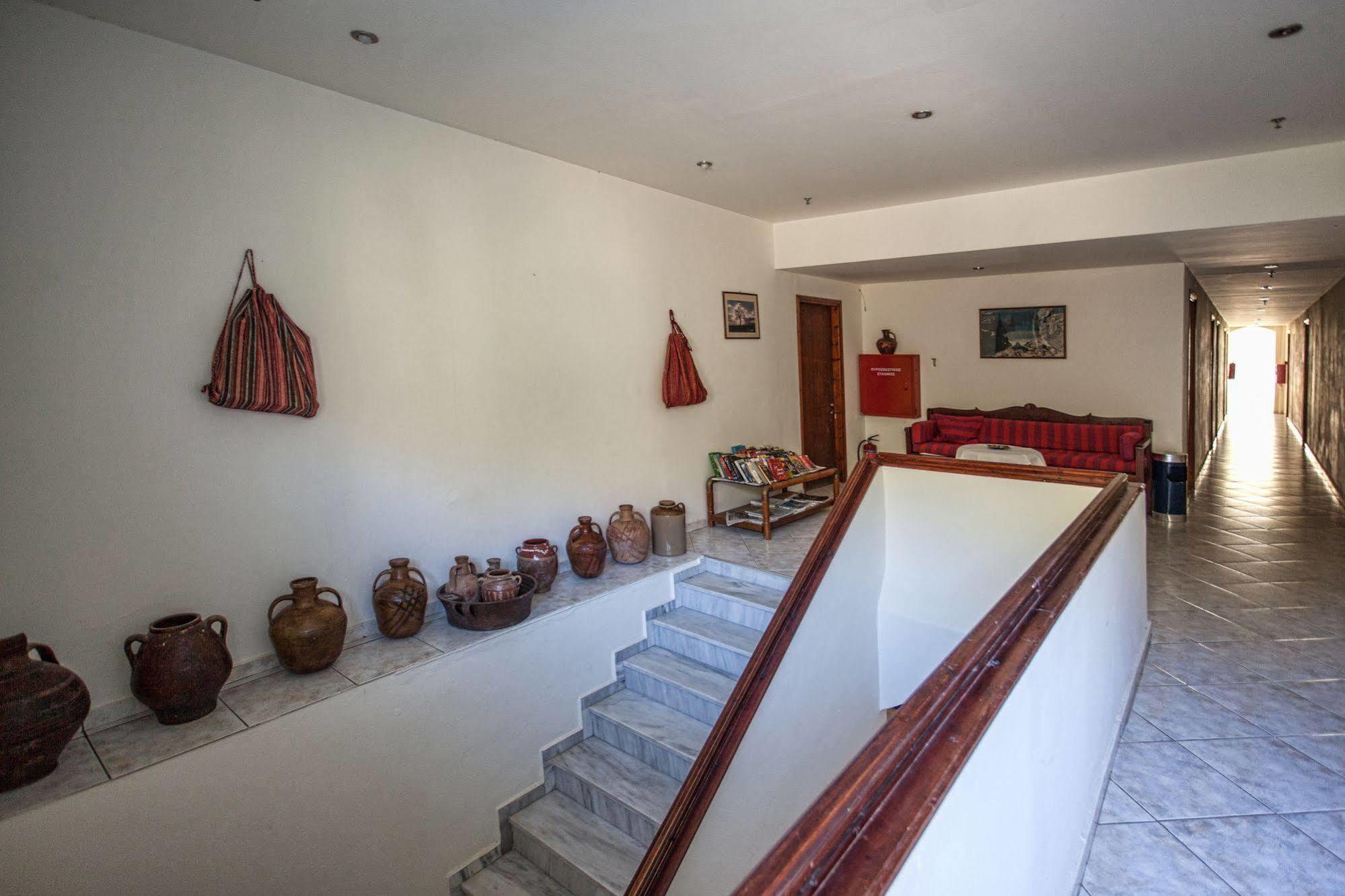 Ammoudi Hotel Damnoni Ngoại thất bức ảnh